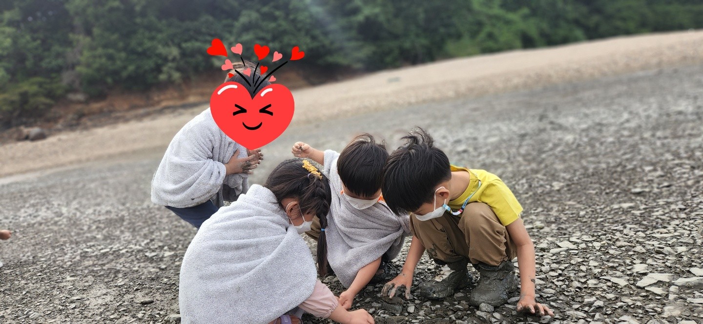 '구월마켓'의 보육원 아이들 타월 나눔